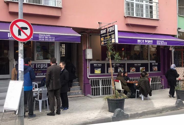 Mor Tepsi Kahvaltı Ve Ev Yemekleri