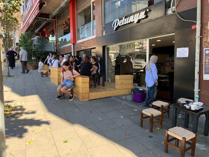 Petunya pastanesi
