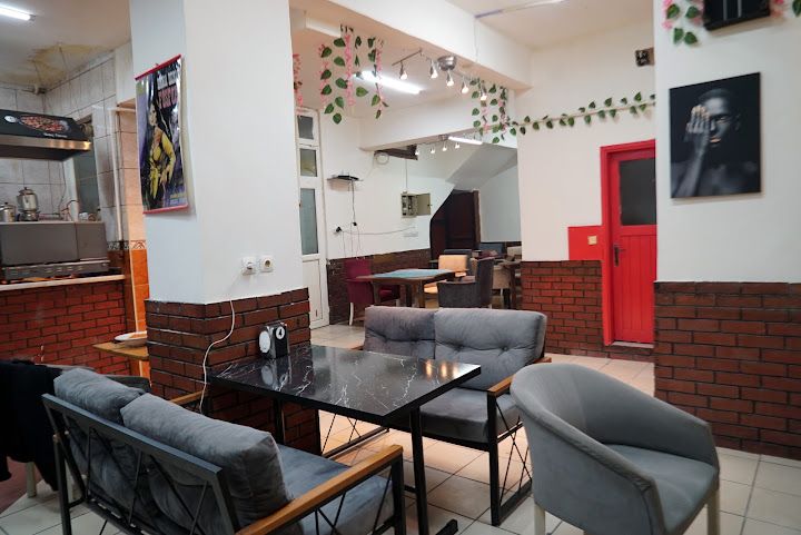 Sahne Cafe