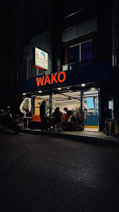 WAKO Bomonti: Waffles & Kumpir