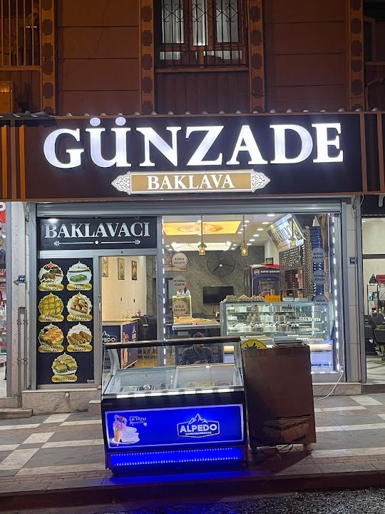 Günzade Baklava