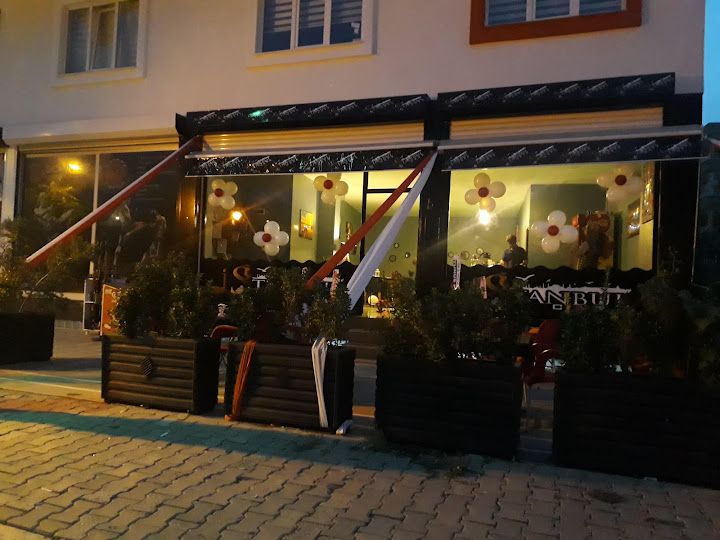 İstanbul Cafe