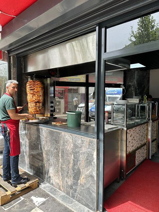SİVEREK BİZİM DÖNER