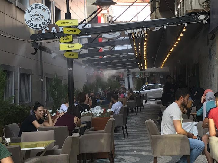Cafe'm Sokağı