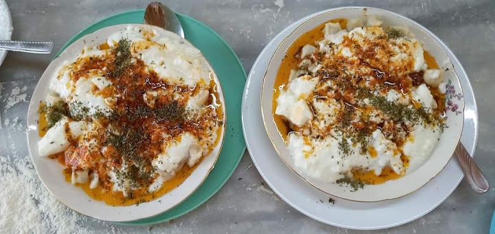 Gözlemeci Emine Ana