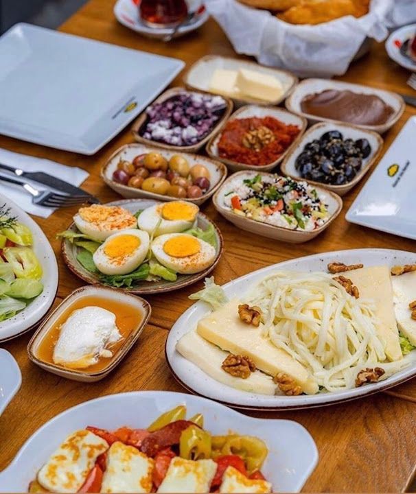 PARANOMA UNLU MAMÜLLERİ