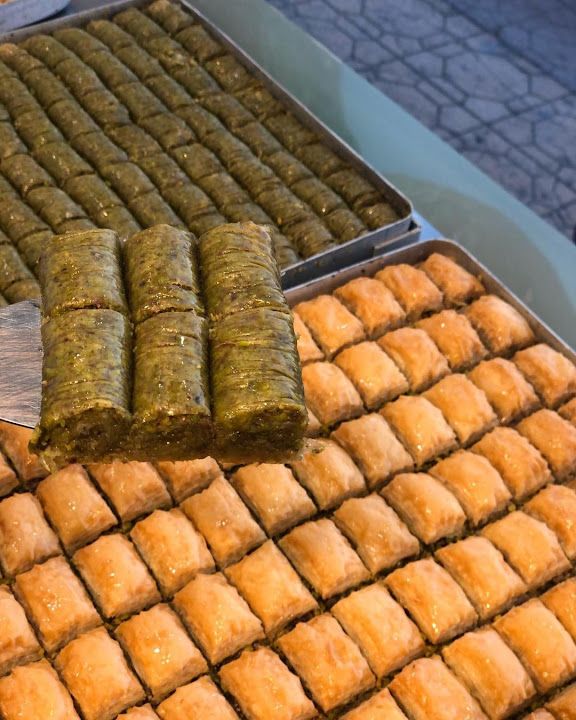 Akyürekli Baklava (kaliteli Ürün-uygun Fiyat)