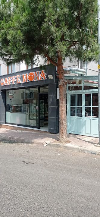 Caffe Mona