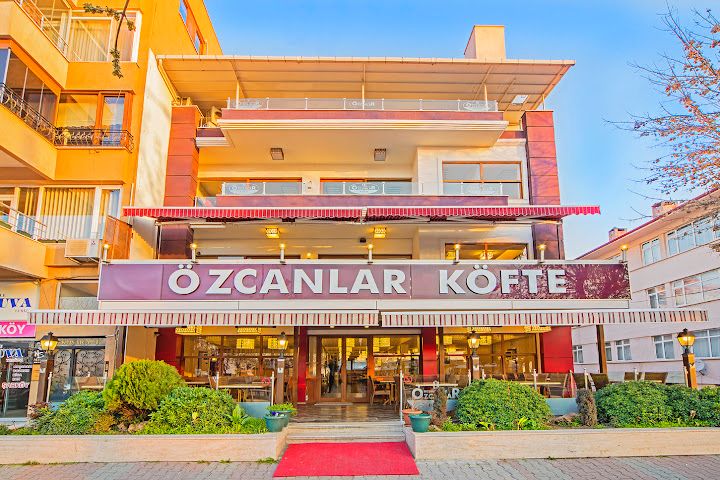 Özcanlar Köfte | Sahil Şube