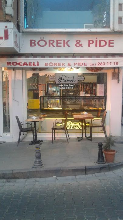 Rüstempaşa Aile Çay Bahçesi