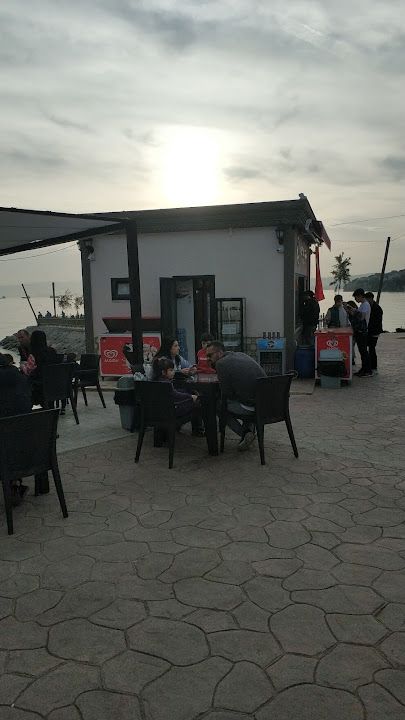 Tekirdağ Belediyesi Çay Bahçesi