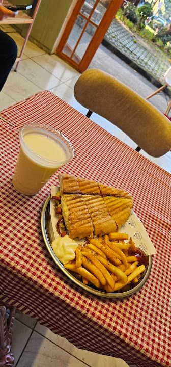 Tost Garden (Çarşı)