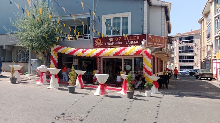 Yeni Öz Üçler Kebab Pide Lahmacun Salonu