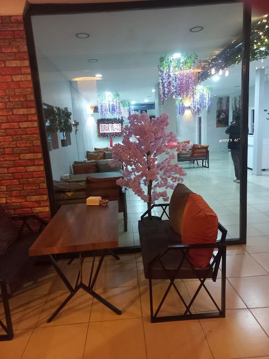 AZES LOUNGE