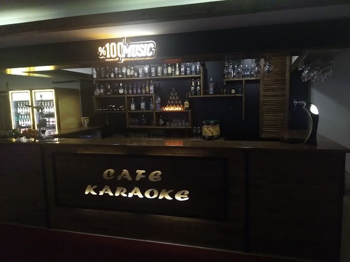 Cafe Karaoke