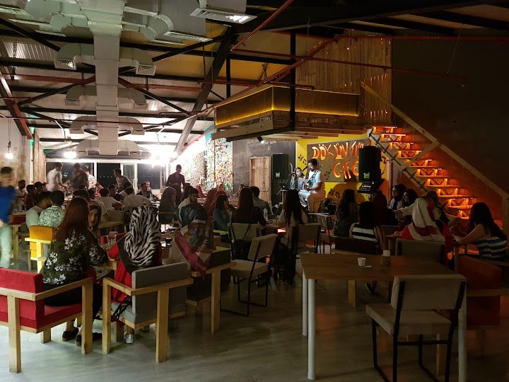 Döküntü Cafe Canlı Müzik