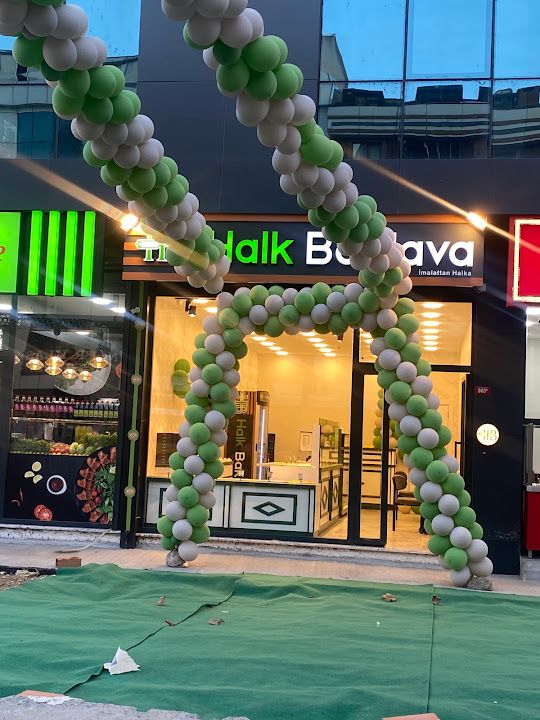 Halk baklava Habibler