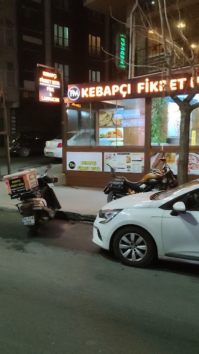 Kebapçı Fikret Usta Kelle Paça Salonu.