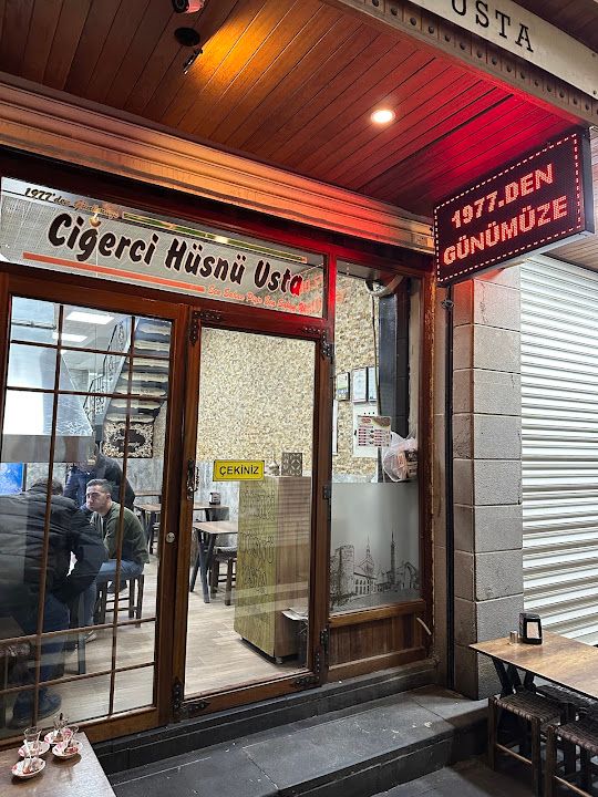 Cigerci Hüsnü Usta