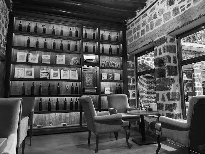 Mahabad Cafe