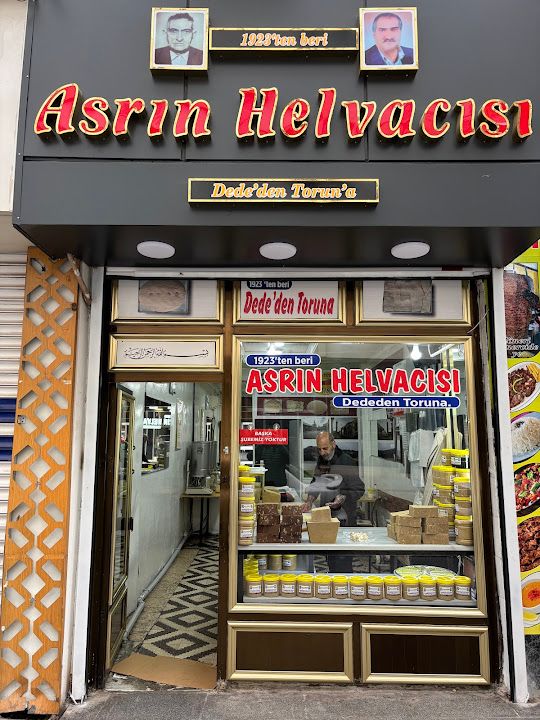 Öz Asrın Helva ve Kadayıf Salonu