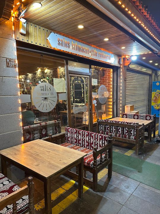 Salos Lahmacun · Pide Restaurant