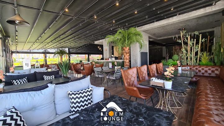 Bloem Lounge