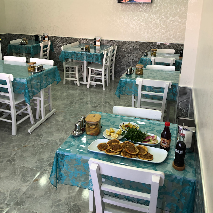Azim Baba Lahmacun Humus,mercimek çorba,Tavuk çorba Tarsus