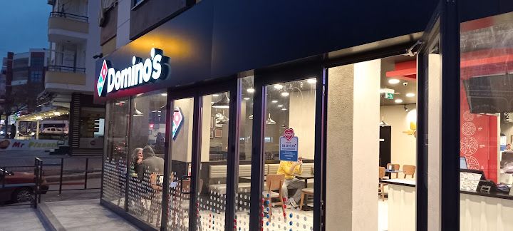 Domino's Pizza Tarsus Bayraklı Kavşak