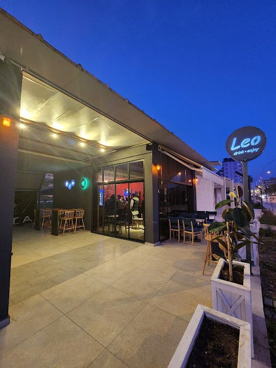 Leo Cafe&pub