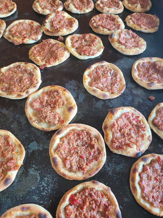 Rallas Pide Lahmacun