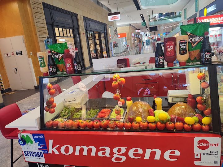 Tarsu Avm Komagene Etsiz Çiğ Köfte