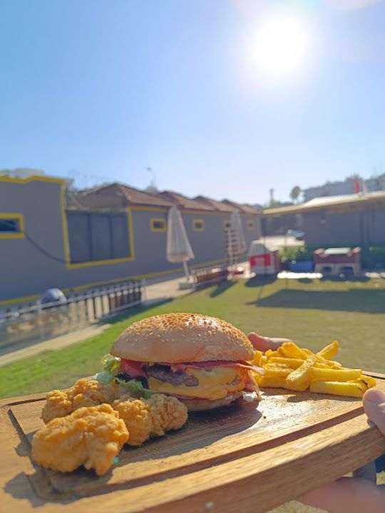 Tiy'ko Bistro