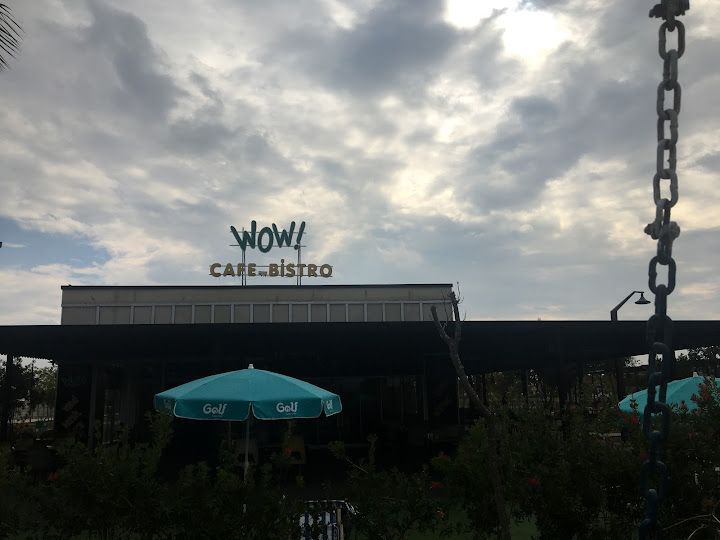 Wow! Cafe Bistro