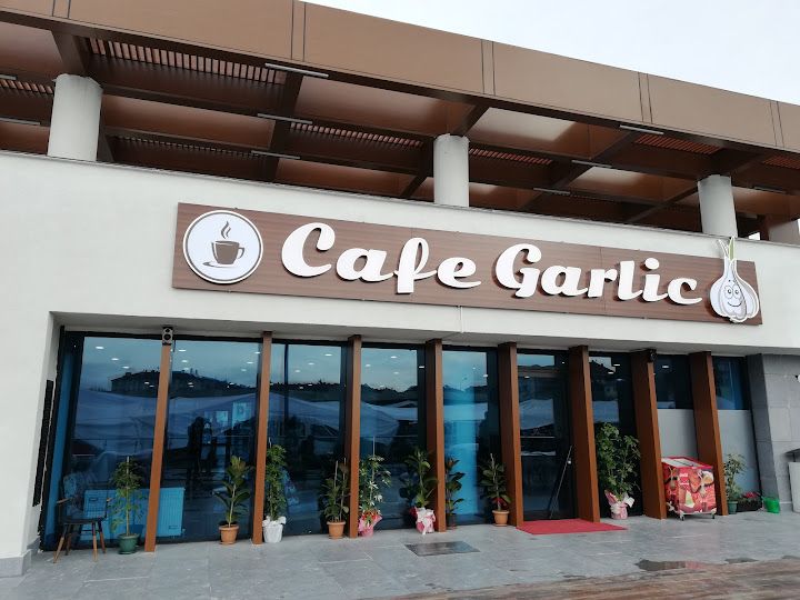 Cafe Garlic
