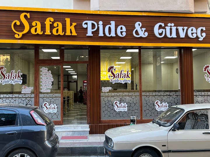 Şafak Pide Salonu