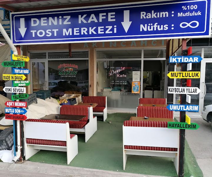 Deniz Kafe Profesör Tostçu