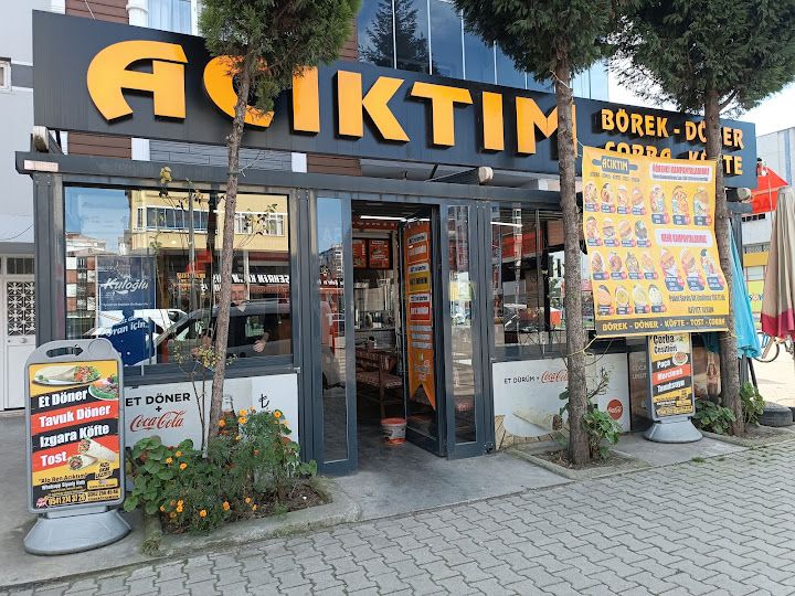 Acıktım Börek Döner Köfte Tost