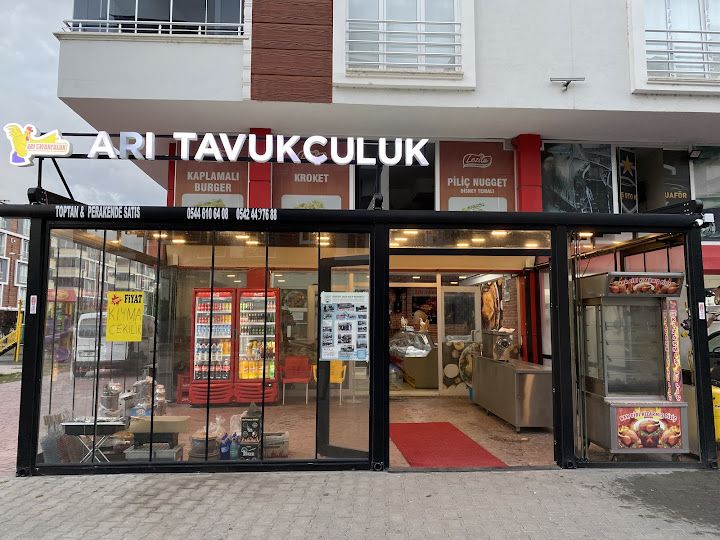 Arı Tavukçuluk