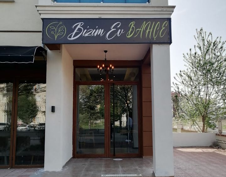 Bizim Ev Bahçe