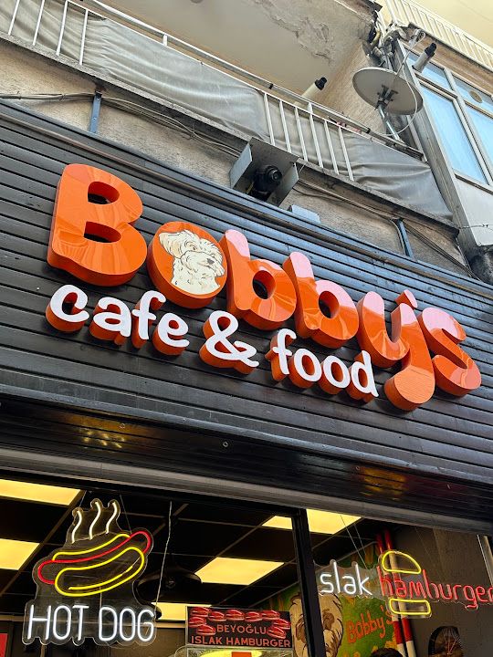 Bobby's Cafe&Food