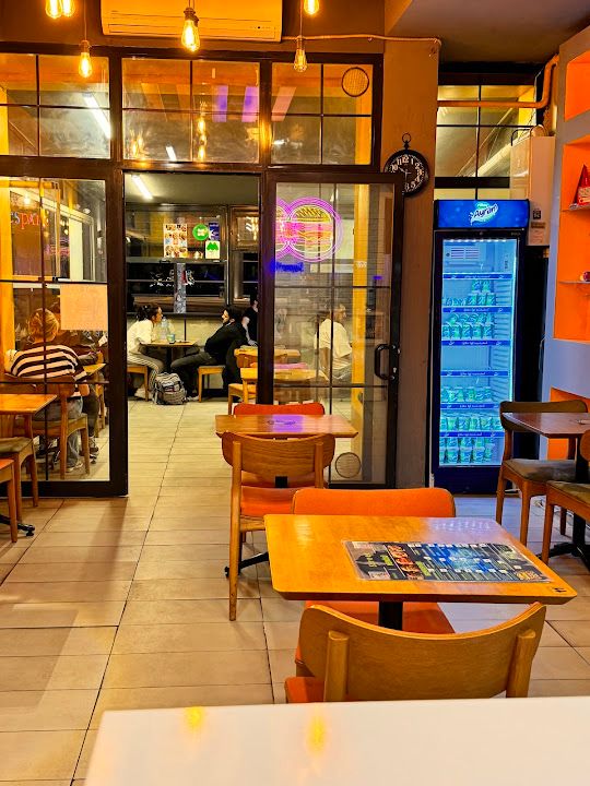 Cadde Burger house