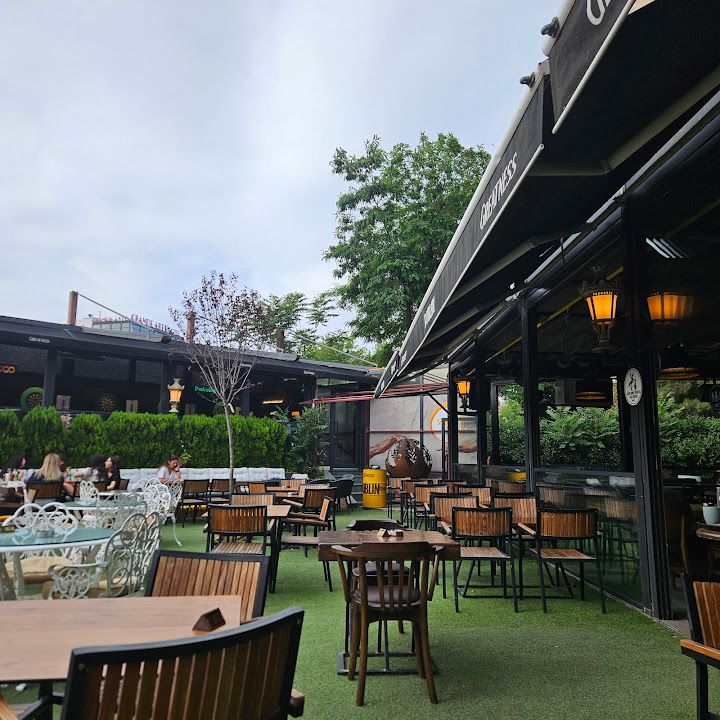 Dublin Cafe & Irish Pub