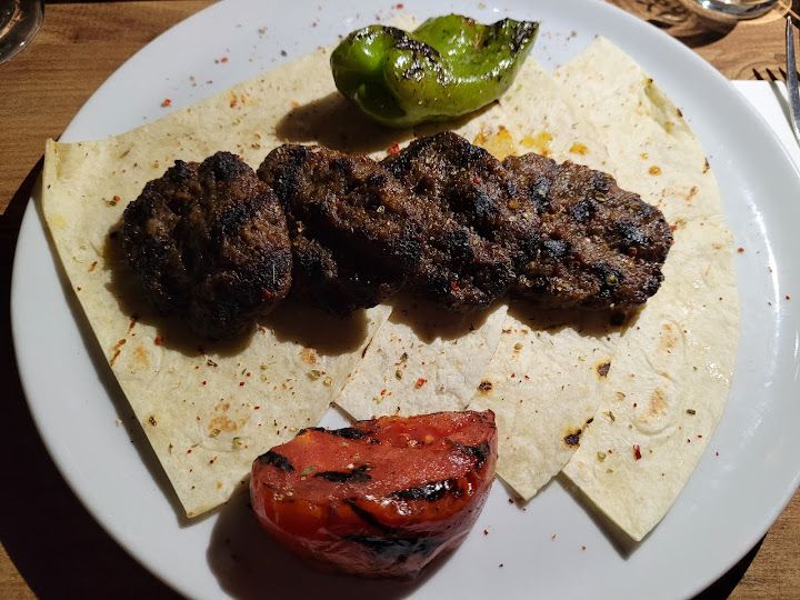 İki Tek Meyhanesi