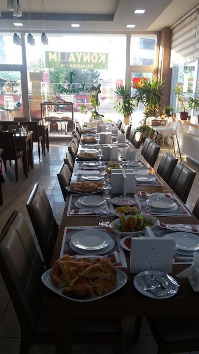 Konyalım Etli Ekmek Pide Kebab Salonu