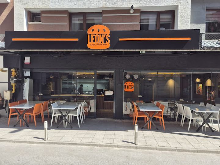 Leon's Burger, Wrap & More