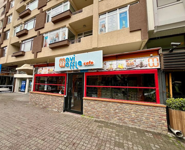 mavi waffle cafe