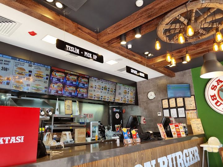 Saloon Burger Tepebaşı