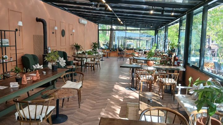 Gazella Botany Cafe
