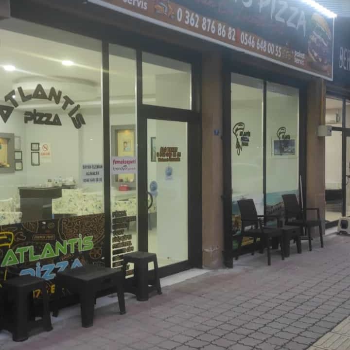 Atlantis Pizza